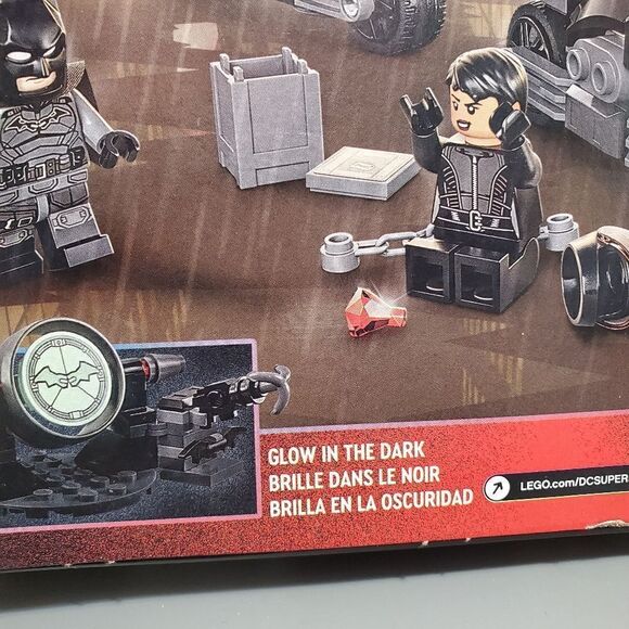 LEGO DC Batman Batman & Selina Kyle Motorcycle Pursuit 76179 Building Kit 149pcs - Picture 5 of 6